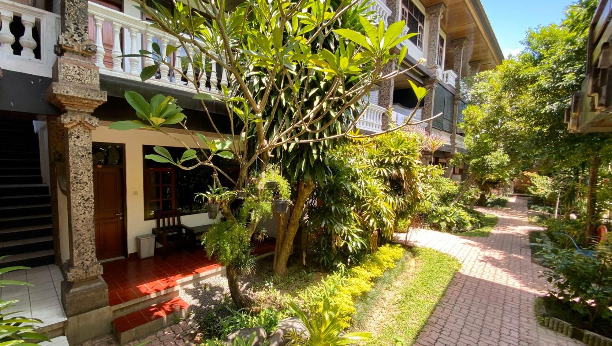 Simpang Inn Hotel Legian  Ngoại thất bức ảnh