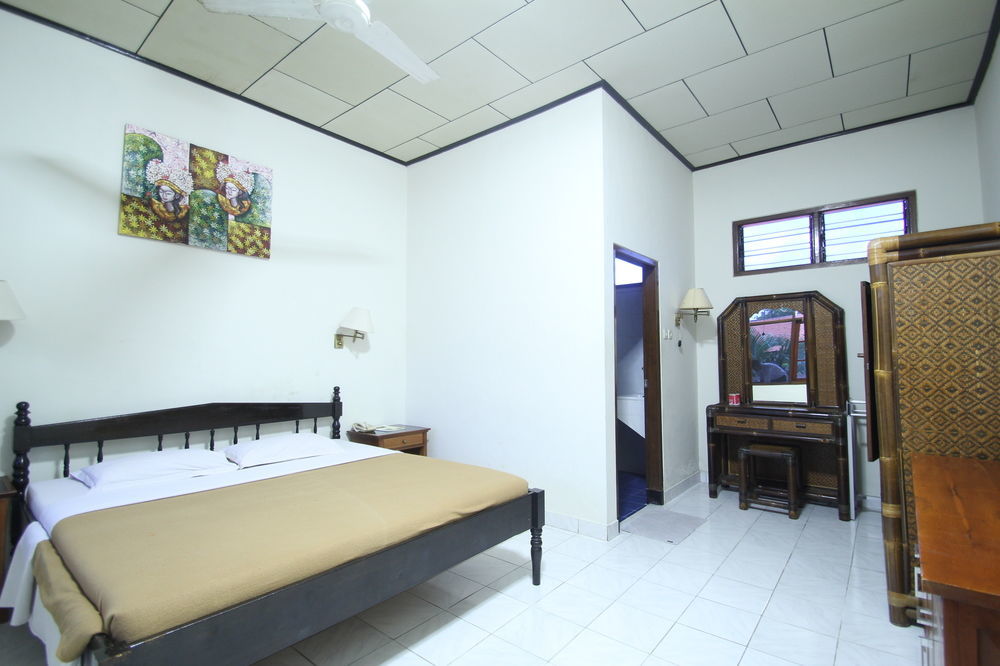 Simpang Inn Hotel Legian  Ngoại thất bức ảnh